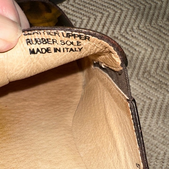 ICON “Girl With A Pearl Earring” by Vermeer. Leather shoes made in Italy. - Picture 3 of 11